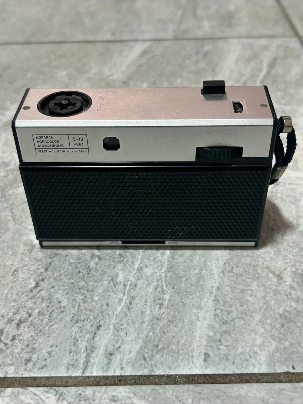 Vintage 1960s Agfa Isoflash Rapid C Camera Isitar Lens Germany Untested